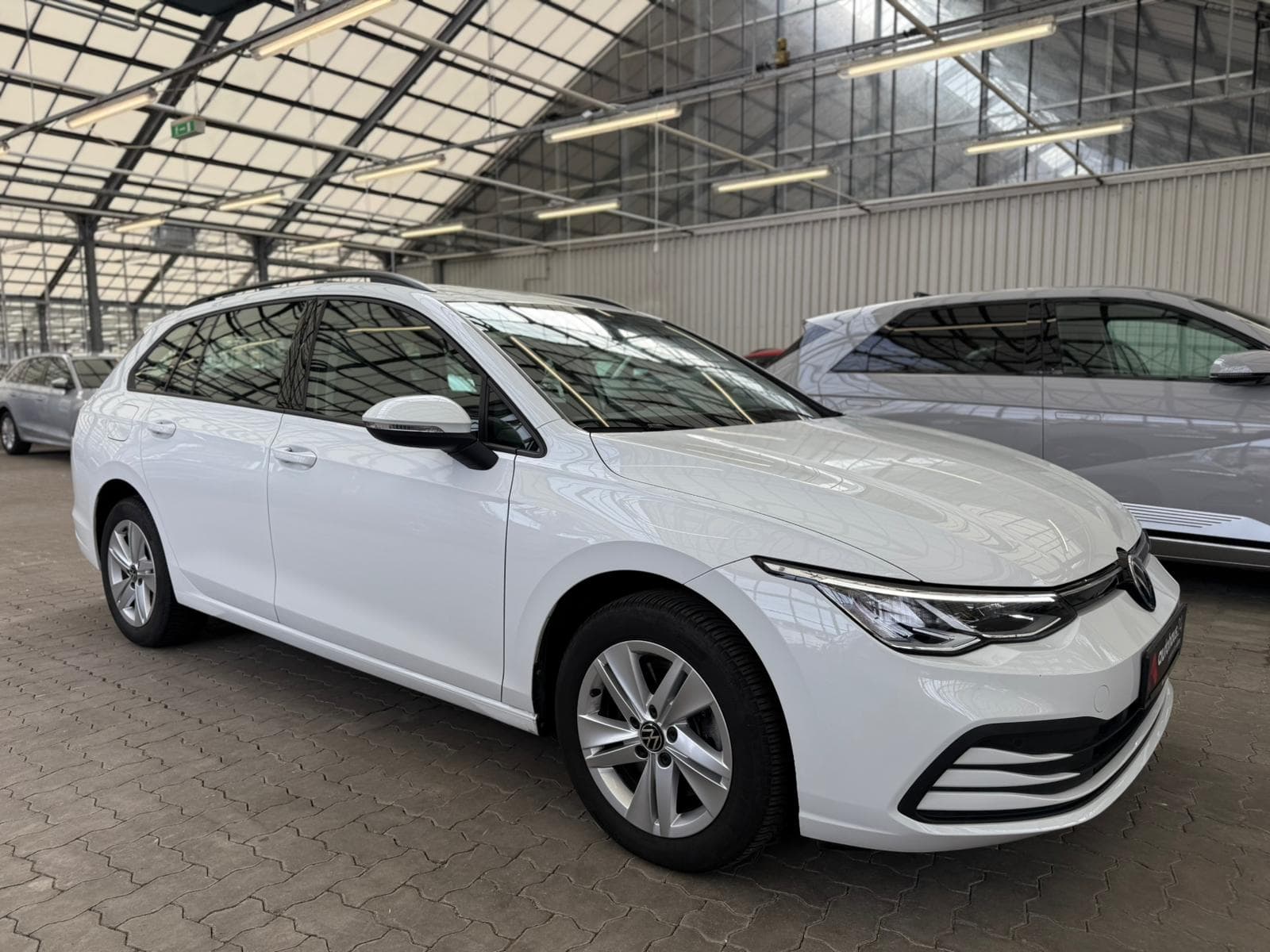 Volkswagen Golf Kombi VOLKSWAGEN Golf 2.0 TDI SCR 85kW Variant Kombi #1