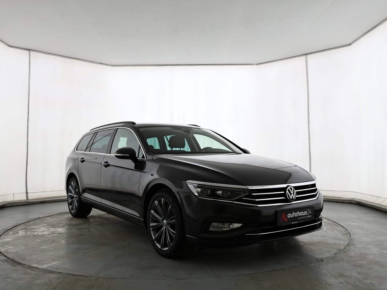 Volkswagen Passat Kombi VOLKSWAGEN Passat 2.0 TDI SCR DSG Business Variant Kombi #1