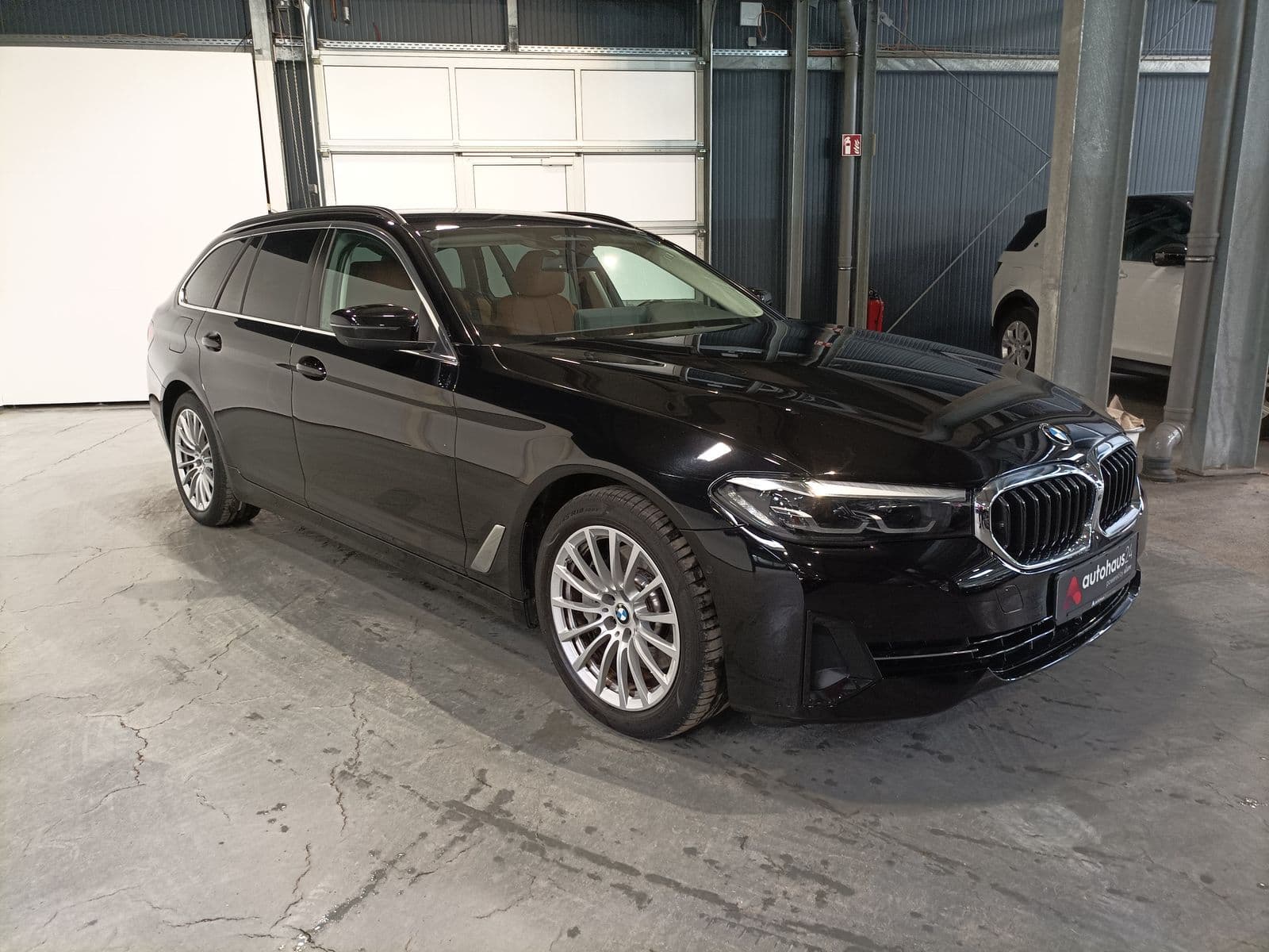 BMW 5er-Reihe Kombi BMW 5er-Reihe 530e xDrive Touring A Kombi #1