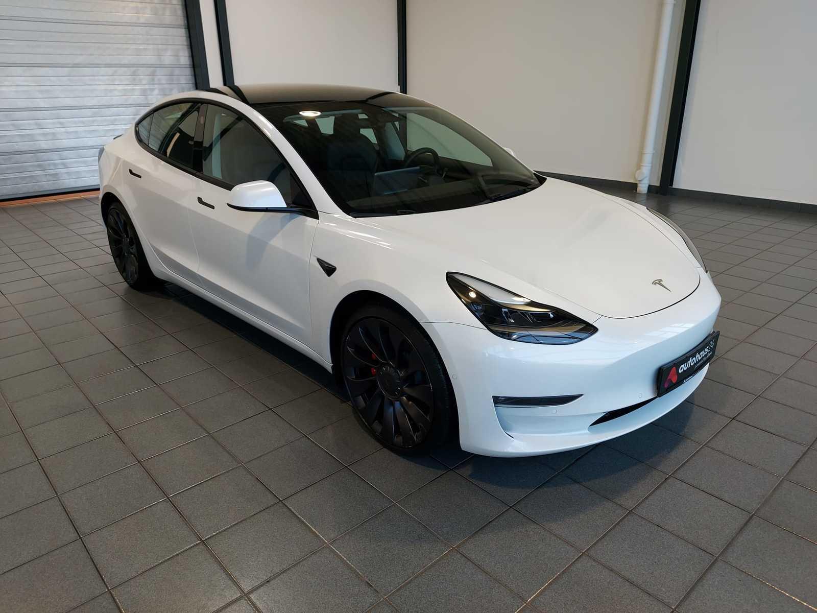 TESLA Model 3 Limousine TESLA Model 3 Performance - Allradantrieb mit Dualmoto Limousine