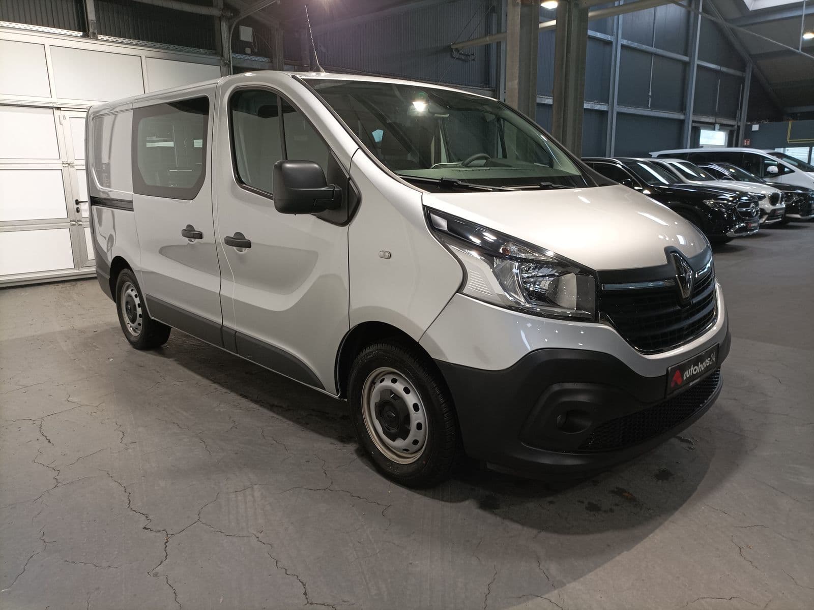 Renault Trafic Transporter RENAULT Trafic L1H1 2.0 ENERGY dCi 120 3,0t Komfort Kastenwagen #1