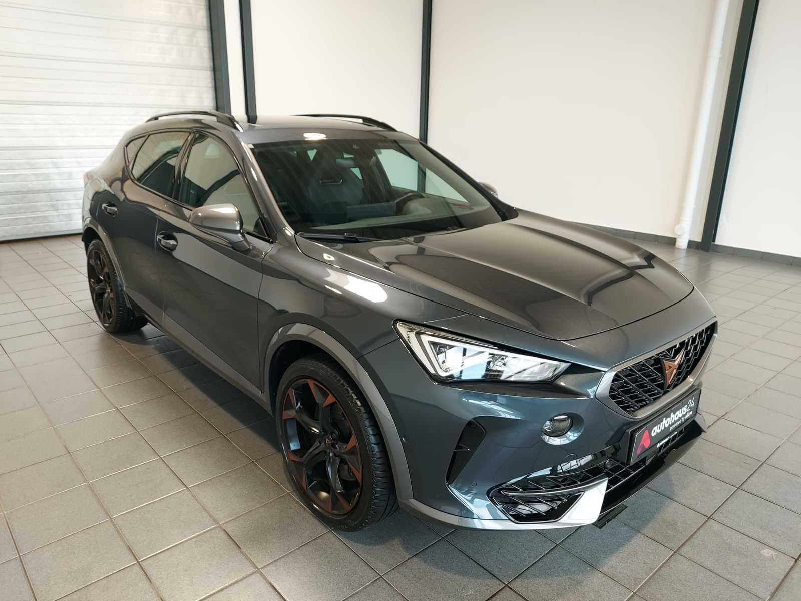 CUPRA Formentor SUV / Crossover / Geländewagen CUPRA Formentor 2.0 TSI 180kW VZ DSG Sports Utility Vehicle #1