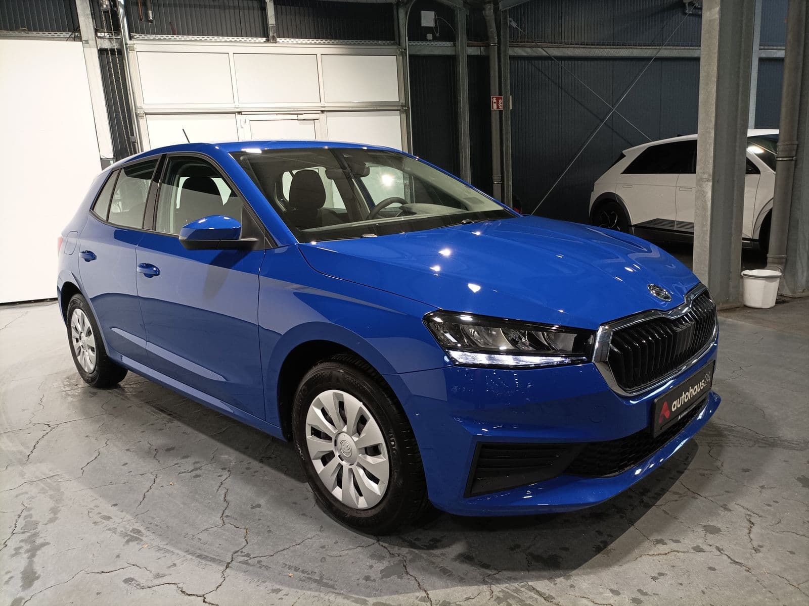 ŠKODA Fabia Schräghecklimousine SKODA Fabia 1.0l MPI 59kW ACTIVE Schräghecklimousine #1
