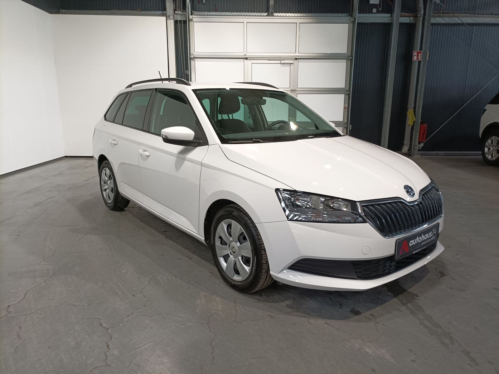 ŠKODA Fabia Kombi SKODA Fabia 1.0l MPI 44kW AMBITION COMBI Kombi #1