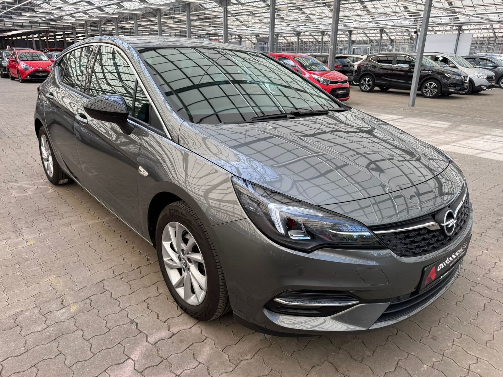 Opel Astra Limousine OPEL Astra 1.4 Direct Inj Turbo 107kW Elegance Auto Schräghecklimousine