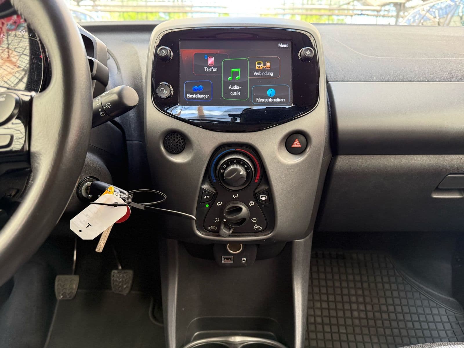 Toyota Aygo Kleinwagen Aygo 1.0 Team D (EURO 6d) #11