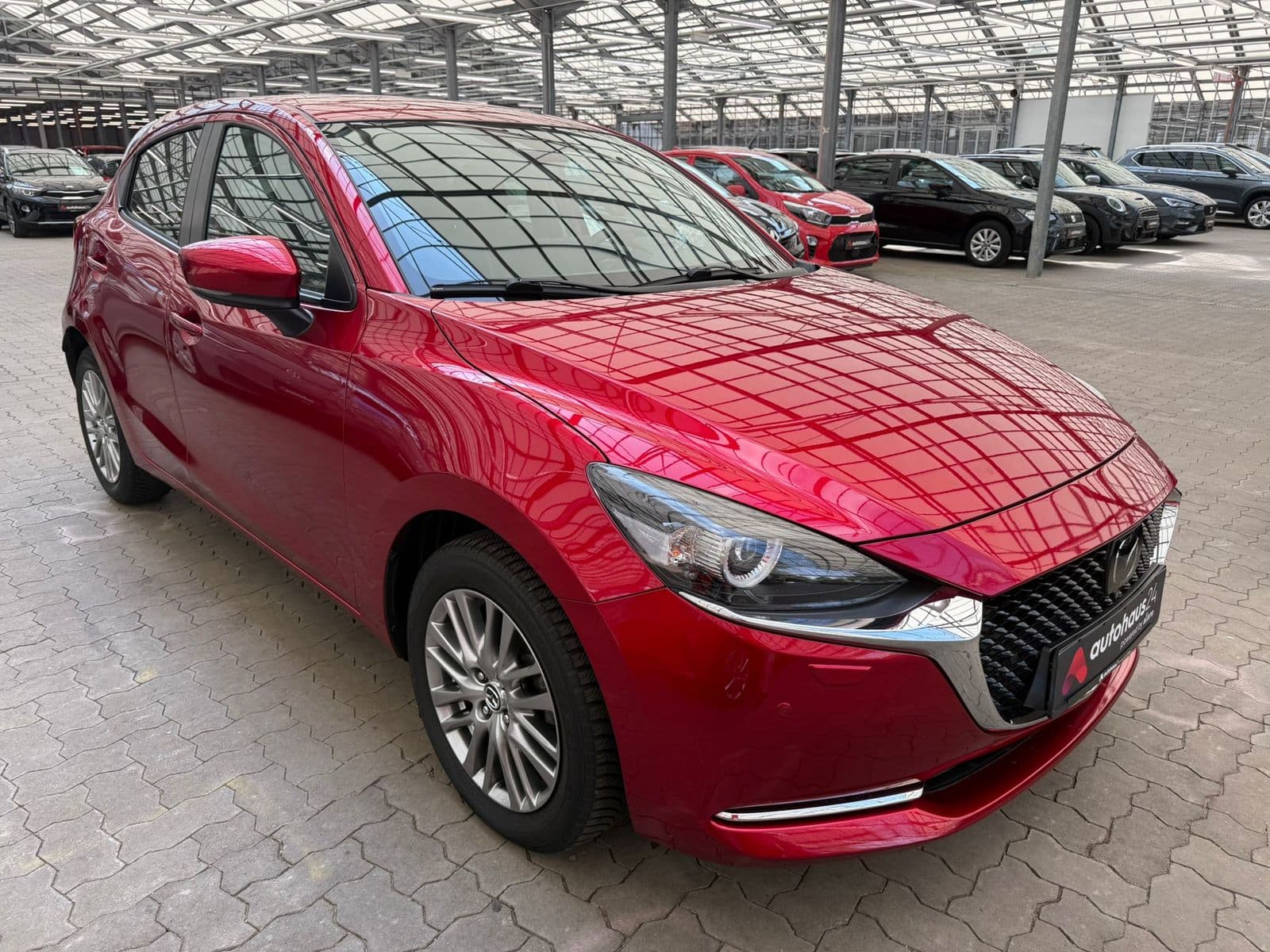 Mazda Mazda2 Limousine MAZDA Mazda2 e-SKYACTIV-G 90 M Hybrid Sports-Line Schräghecklimousine #1