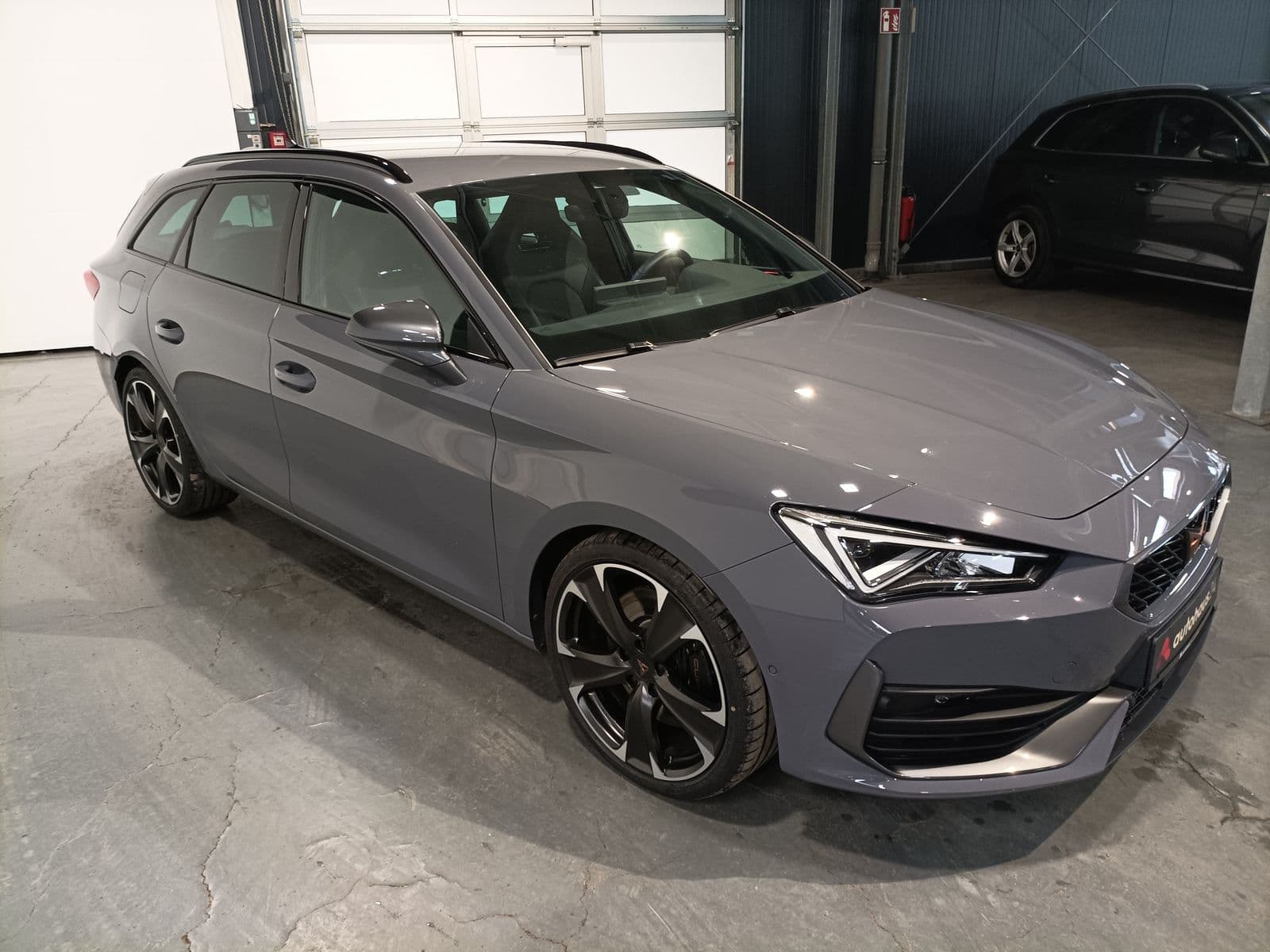 CUPRA Leon Kombi CUPRA Leon 2.0 TSI 228kW VZ 4Drive DSG Sportstourer Kombi #1