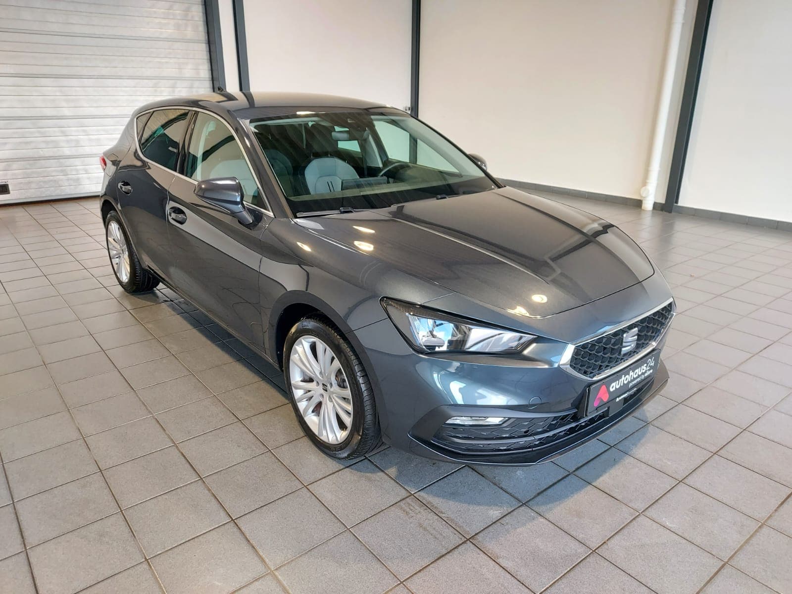 SEAT Leon Limousine SEAT Leon 1.0 TSI 81kW Style Schräghecklimousine #1