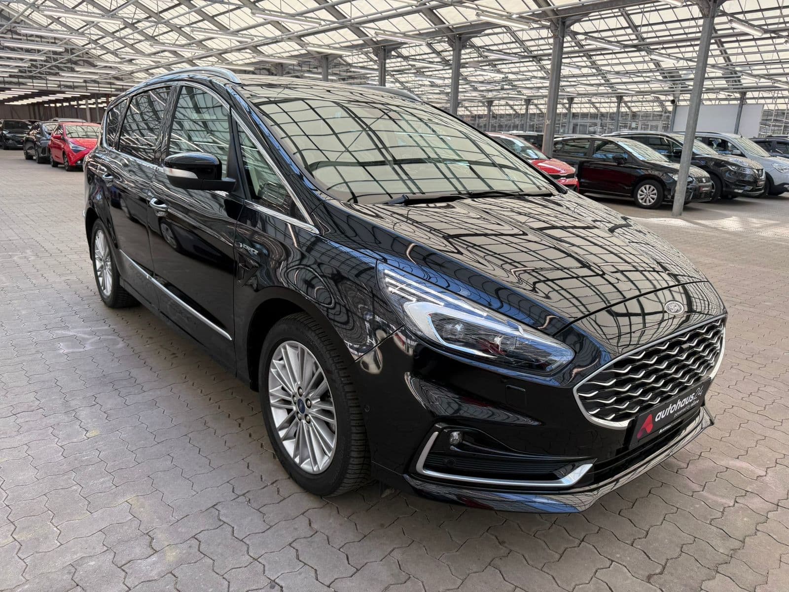 Ford S-MAX Kleinbus / Van FORD S-MAX 2.5 Duratec FHEV Vignale Van #1