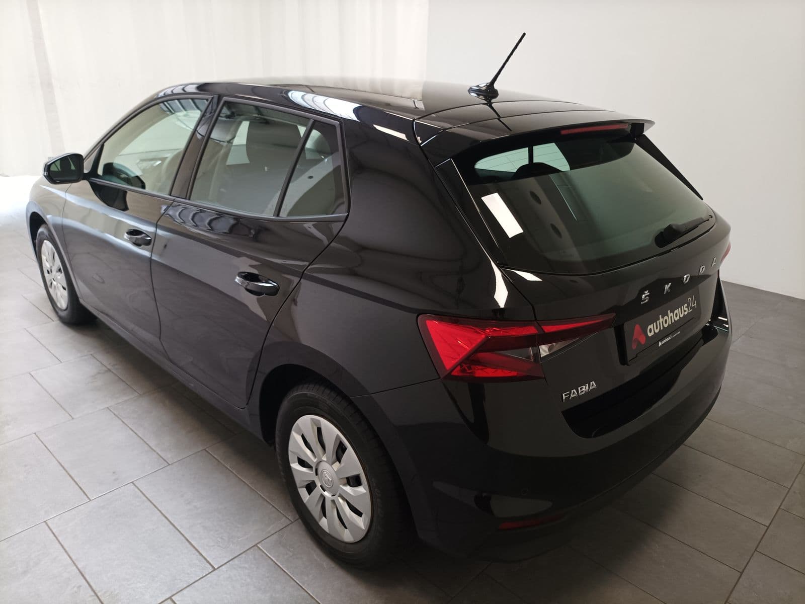 Skoda Fabia Kleinwagen Fabia 1.0 MPI Active (EURO 6d) #4