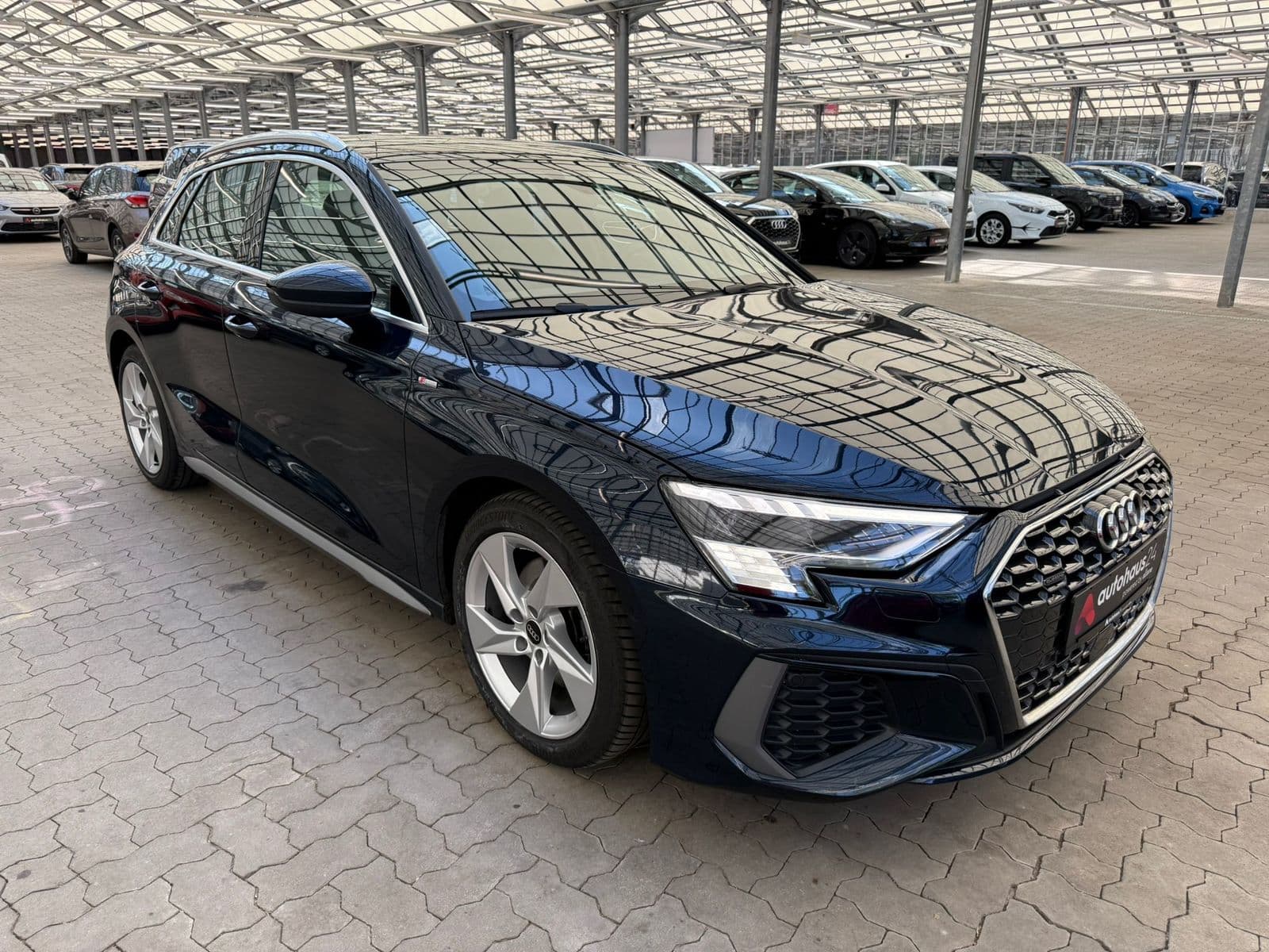 Audi A3 Limousine AUDI A3 40 TFSI S tr. quattro S line Sportback Sportback #1