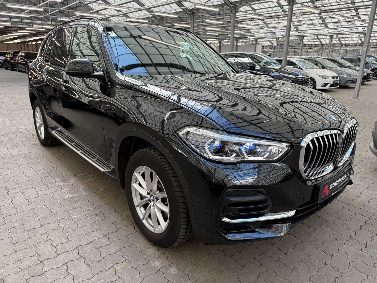BMW X5 SUV / Crossover / Geländewagen BMW X5 xDrive25d Sports Utility Vehicle #1
