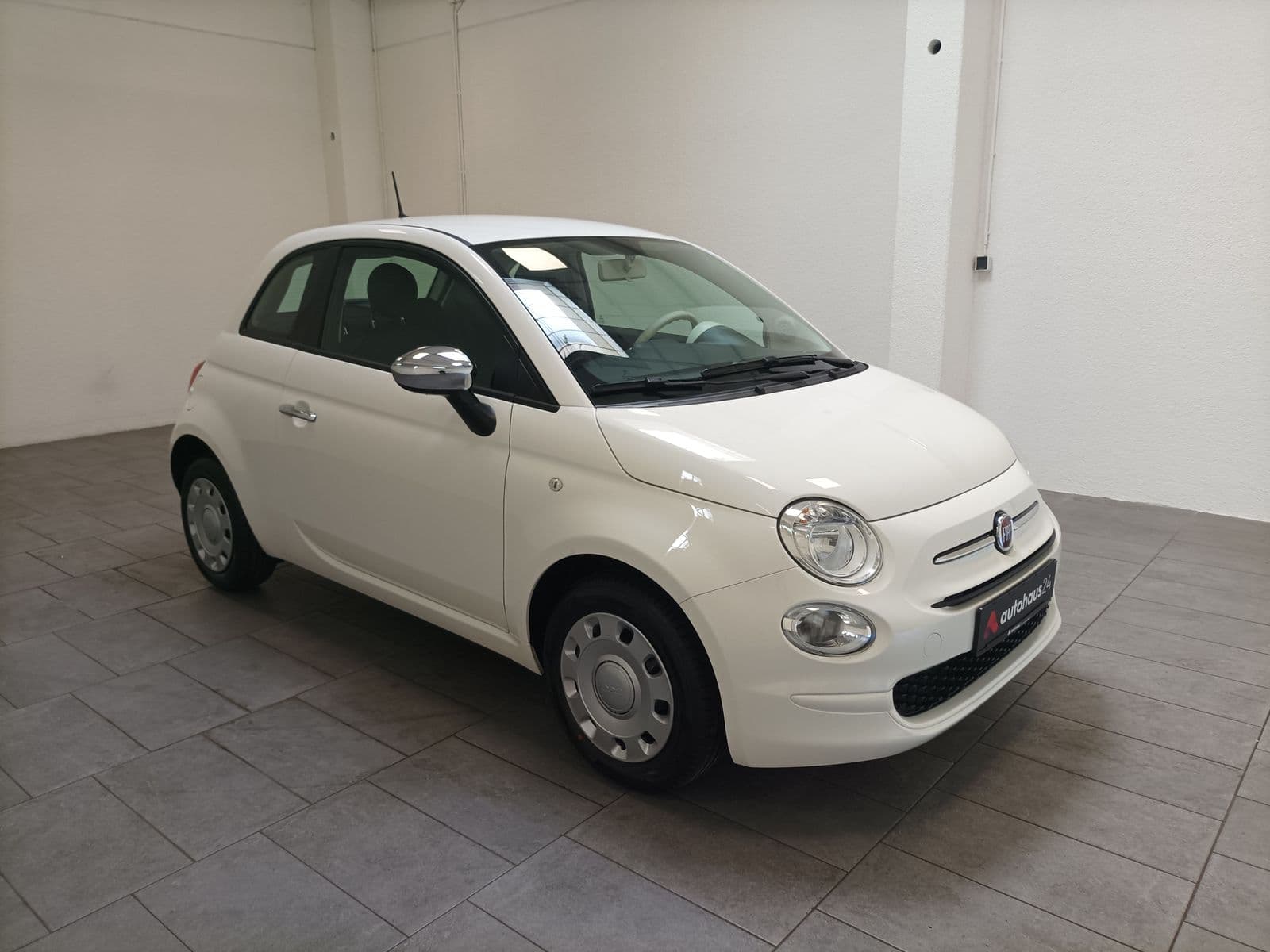 Fiat 500 Schräghecklimousine FIAT 500 1.0 GSE N3 Hybrid CULT Schräghecklimousine #1