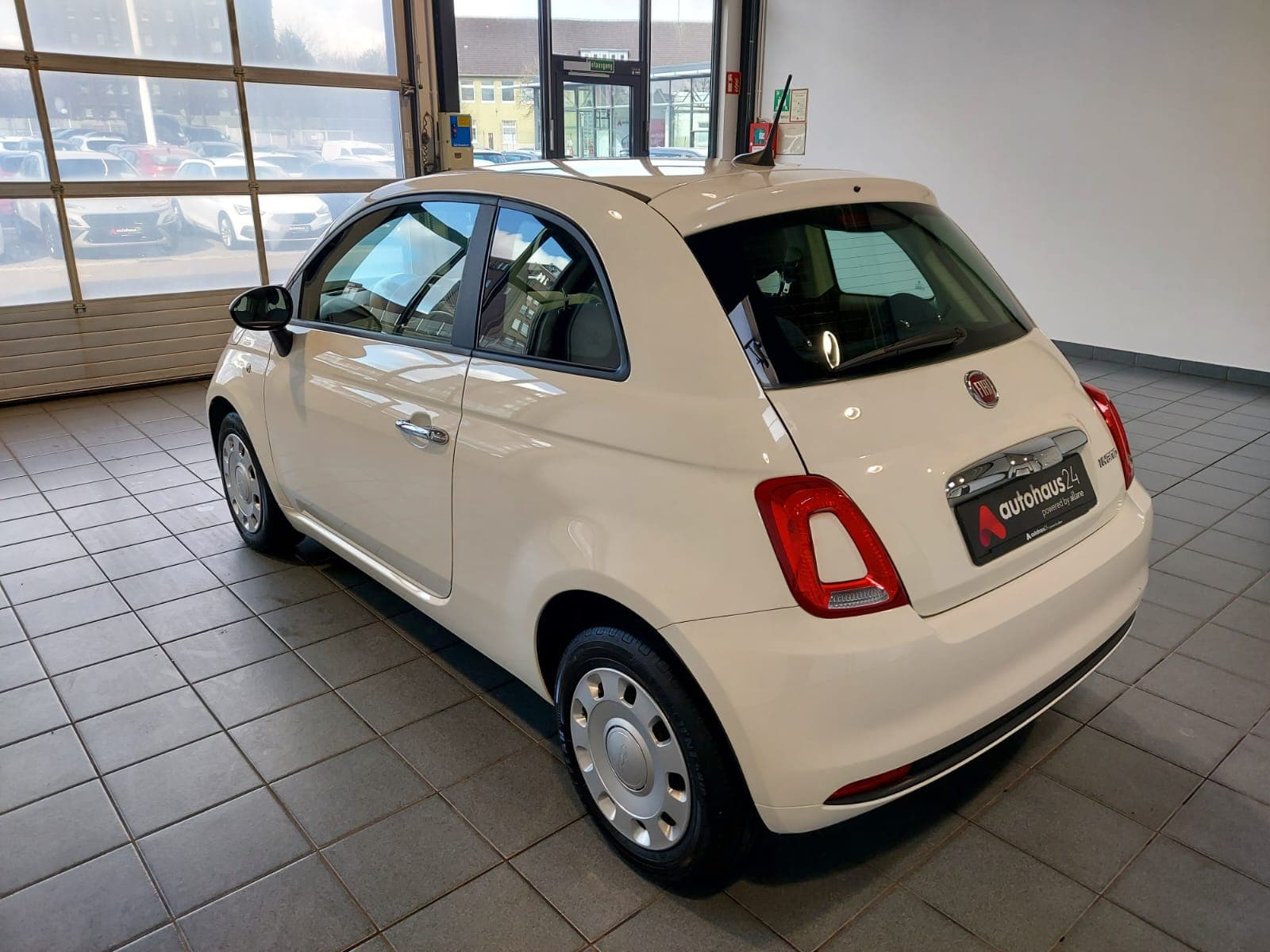 Fiat 500 Limousine 500 1.0 Mild Hybrid Cult (EURO 6d) #4