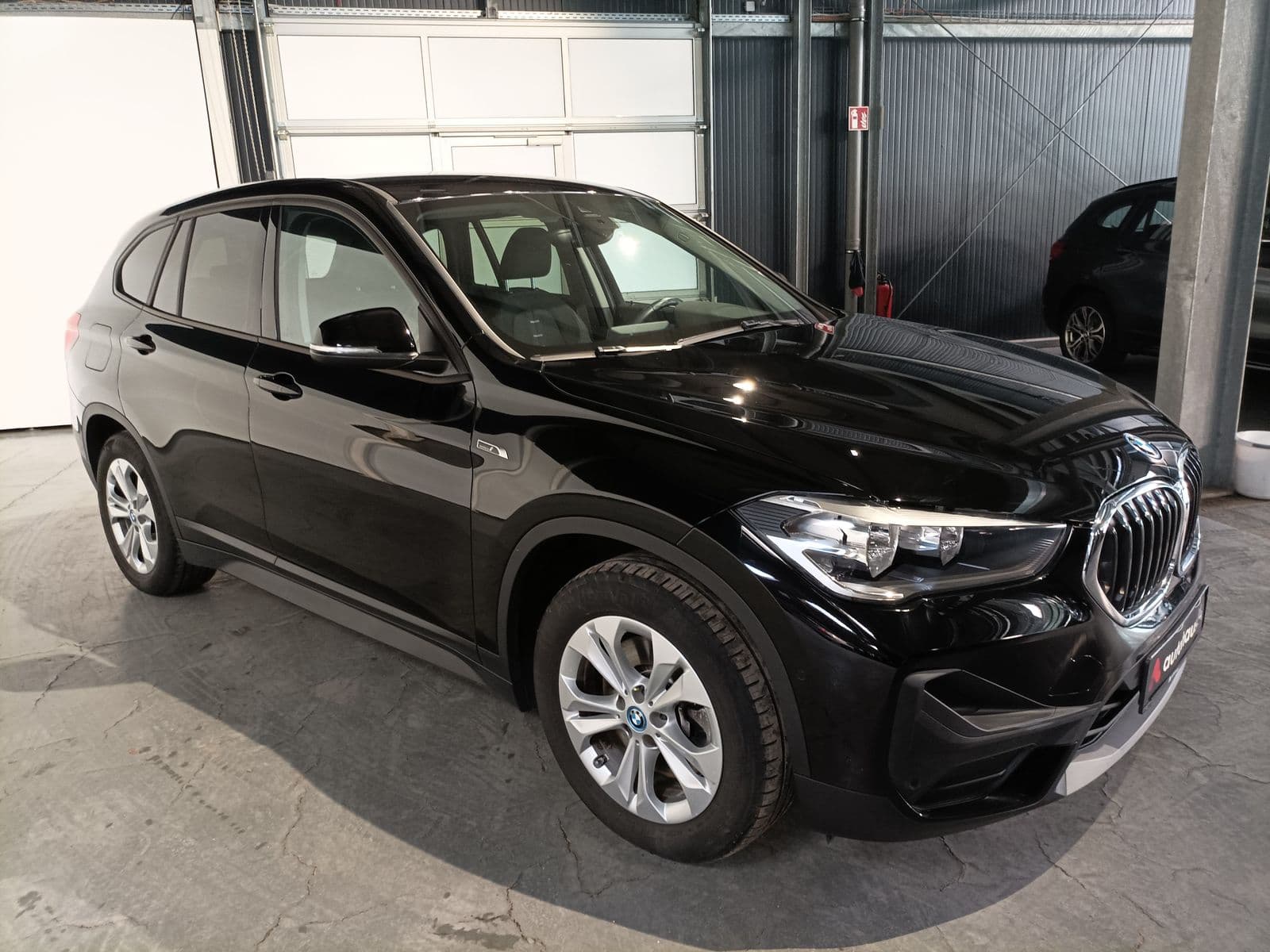BMW X1 SUV / Crossover / Geländewagen BMW X1 xDrive25e Advantage Steptronic Sports Utility Vehicle #1