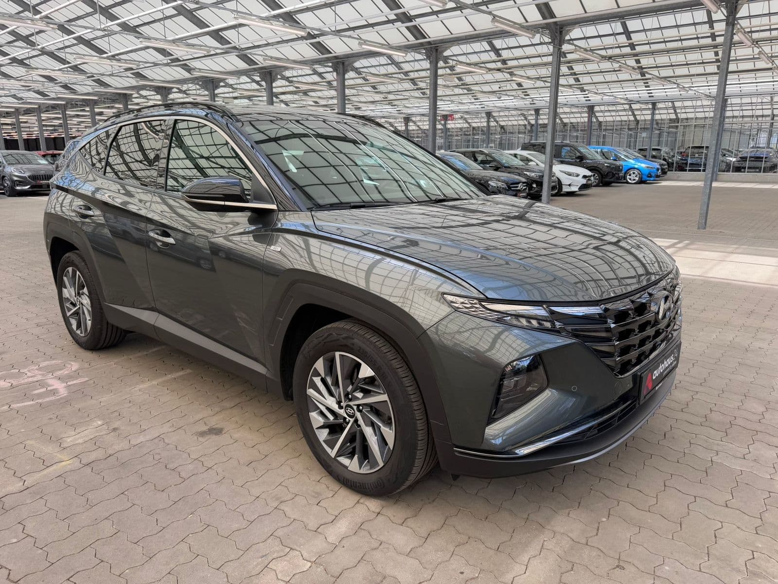 Hyundai Tucson SUV / Crossover / Geländewagen HYUNDAI Tucson 1.6 T-GDI 132kW 48V Trend Sports Utility Vehicle #1