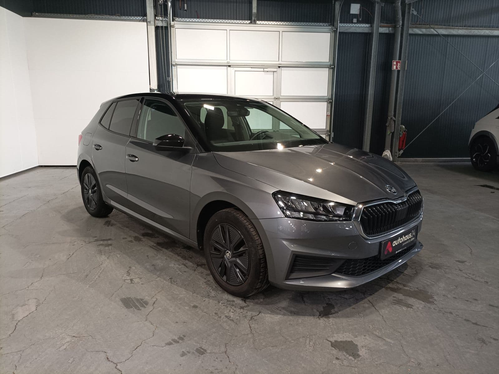 ŠKODA Fabia Schräghecklimousine SKODA Fabia 1.0l TSI 70kW AMBITION Schräghecklimousine #1