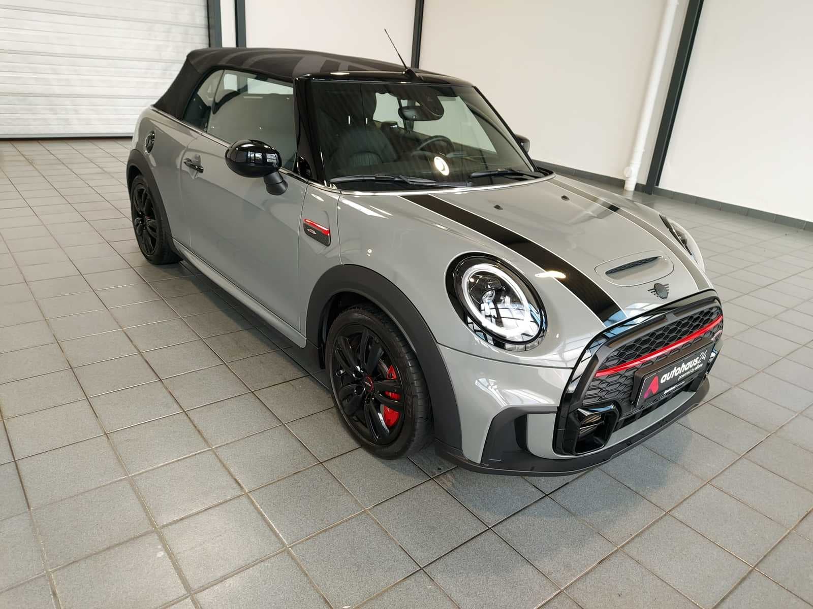 MINI Cabrio Cabrio / Roadster MINI MINI JCW Cabrio John Cooper Works Trim Cabriolet #1