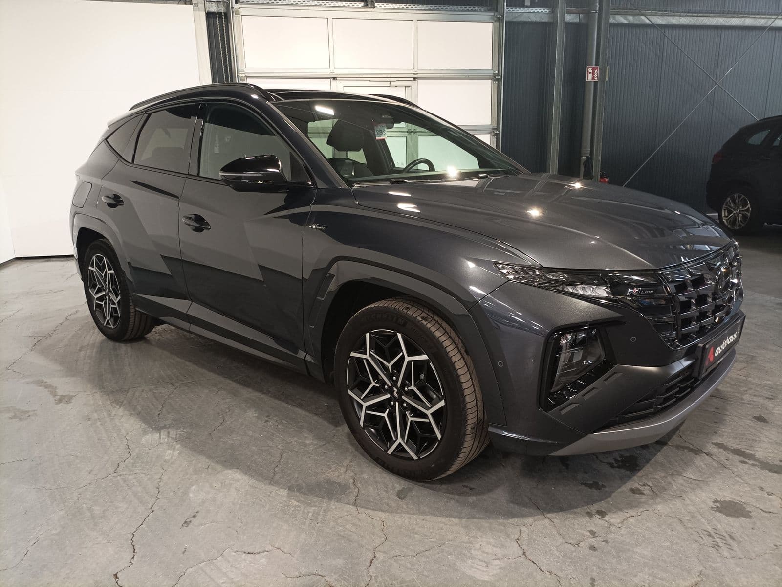 Hyundai Tucson SUV / Crossover / Geländewagen HYUNDAI Tucson 1.6 T-GDI Plug-in Hybrid 4WD Auto Sports Utility Vehicle #1