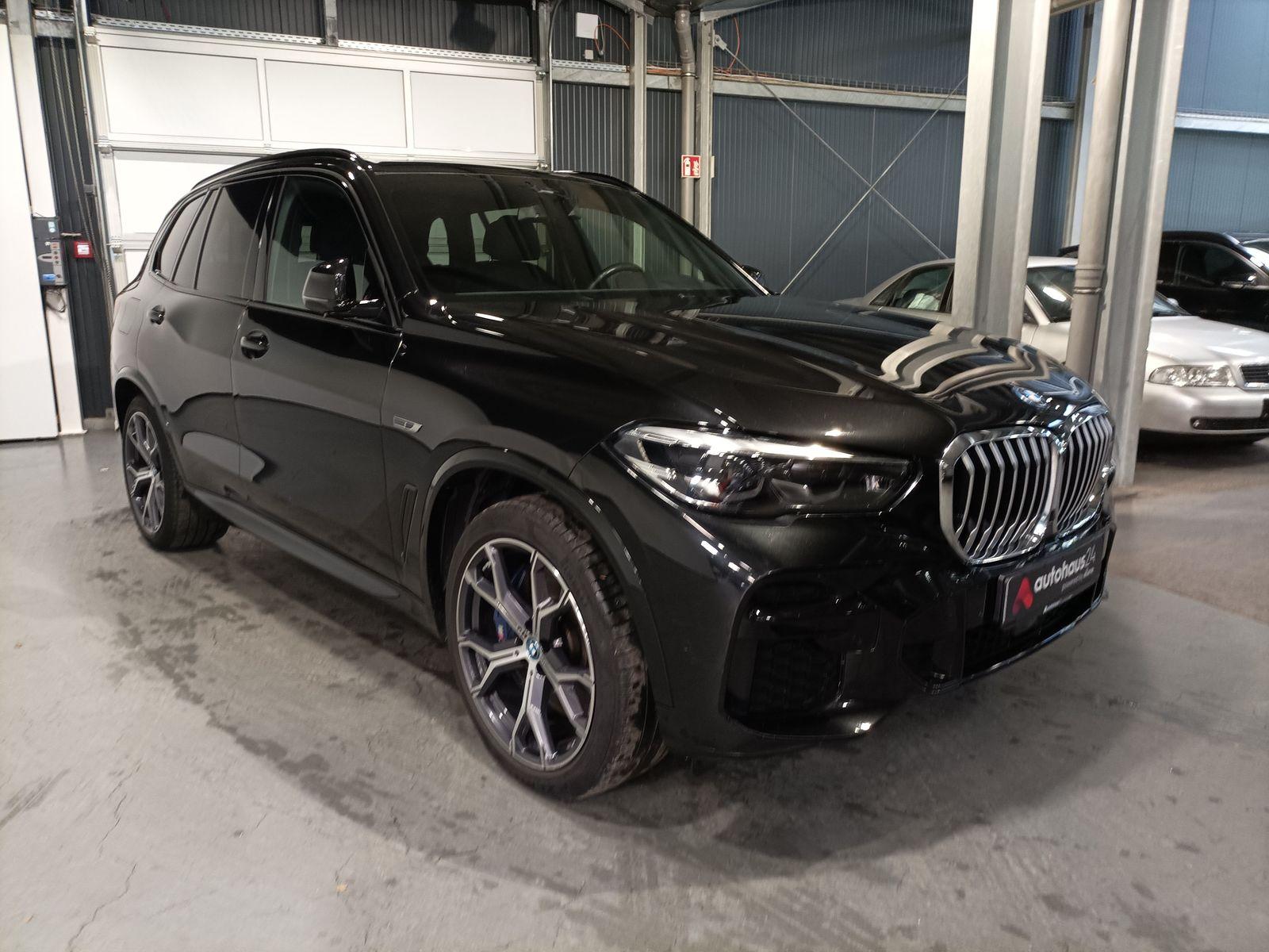 BMW X5 SUV / Crossover / Geländewagen BMW X5 xDrive45e Sports Utility Vehicle