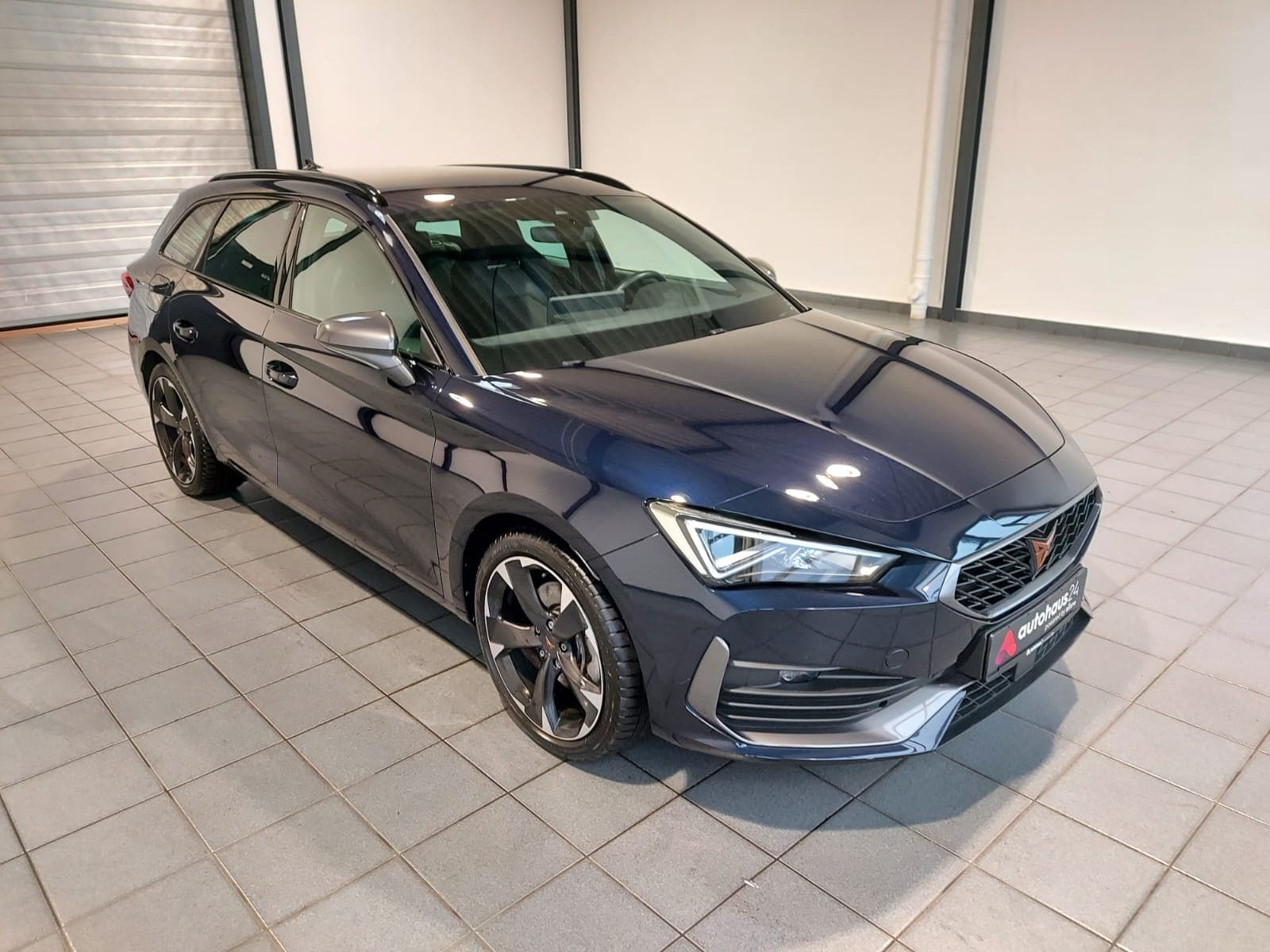 SEAT Leon Kombi CUPRA Leon 1.4 e-HYBRID 150kW DSG Sportstourer Kombi #1