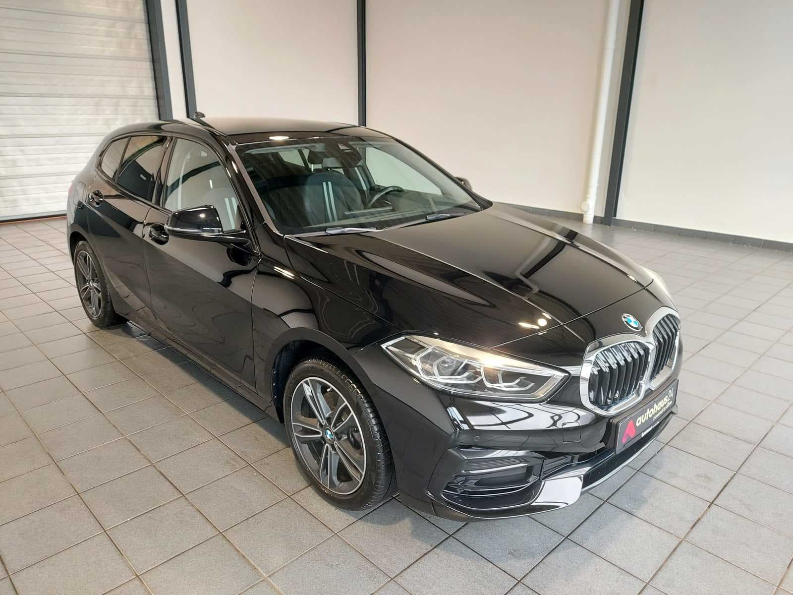 BMW 1er-Reihe Limousine BMW 1er-Reihe 118i Sport Line Schräghecklimousine #1