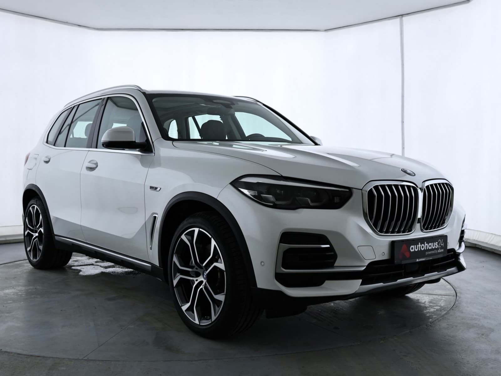 BMW X5 SUV / Crossover / Geländewagen BMW X5 xDrive45e Sports Utility Vehicle #1