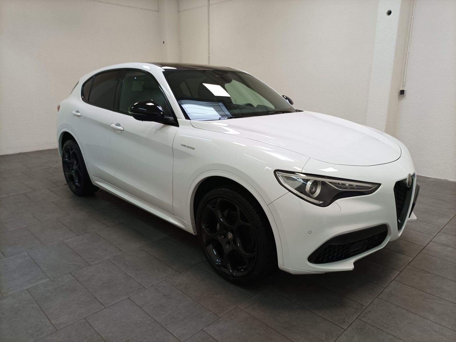 Alfa Romeo Stelvio SUV / Crossover / Geländewagen ALFA ROMEO Stelvio 2.0 Turbo 16V 206kW Veloce AT8-Q4 Sports Utility Vehicle