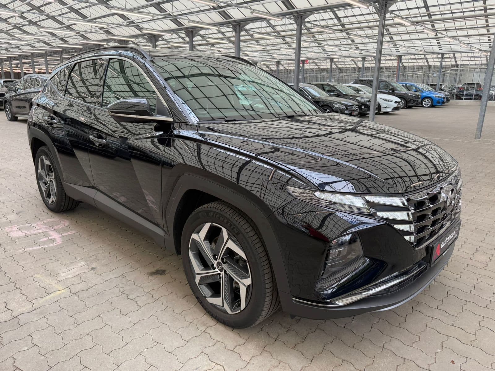 Hyundai Tucson SUV / Crossover / Geländewagen HYUNDAI Tucson 1.6 T-GDI Plug-in Hybrid 4WD Auto Sports Utility Vehicle #1