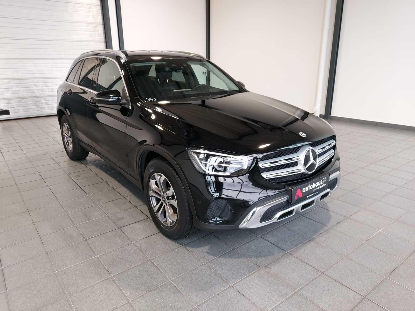 Mercedes-Benz GLC-Klasse SUV / Crossover / Geländewagen MERCEDES GLC GLC 220 d 4MATIC Autom. Sports Utility Vehicle