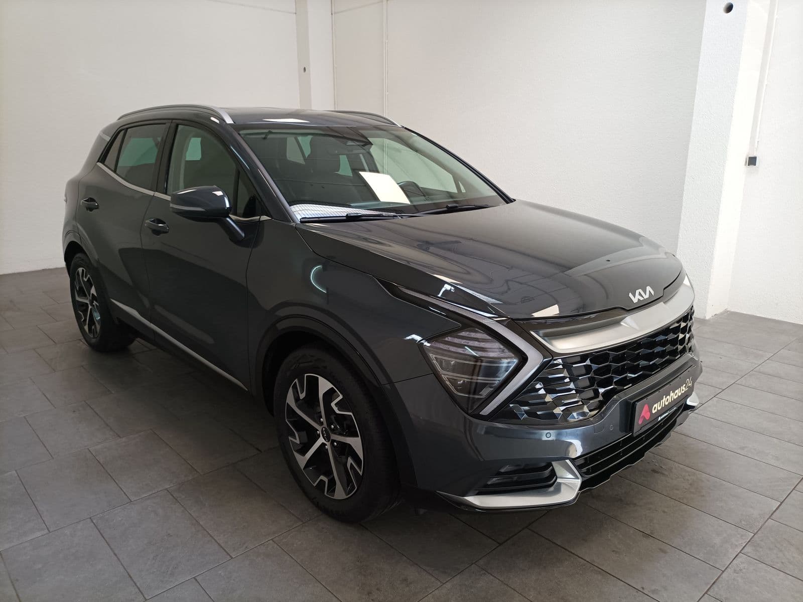 Kia Sportage SUV / Crossover / Geländewagen KIA Sportage 1.6 T-GDI EcoDynamics+ 110kW Spirit Sports Utility Vehicle #1
