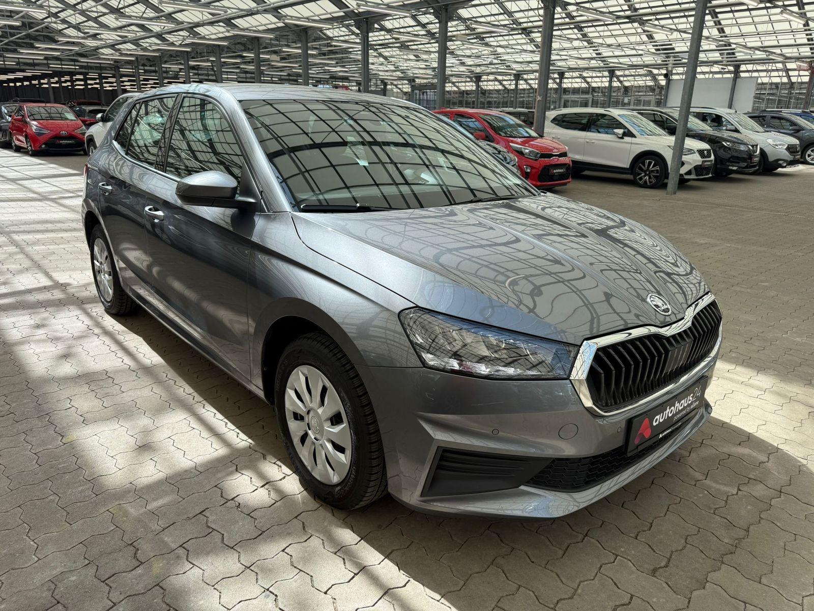 ŠKODA Fabia Limousine SKODA Fabia 1.0l TSI 81kW DSG AMBITION Schräghecklimousine