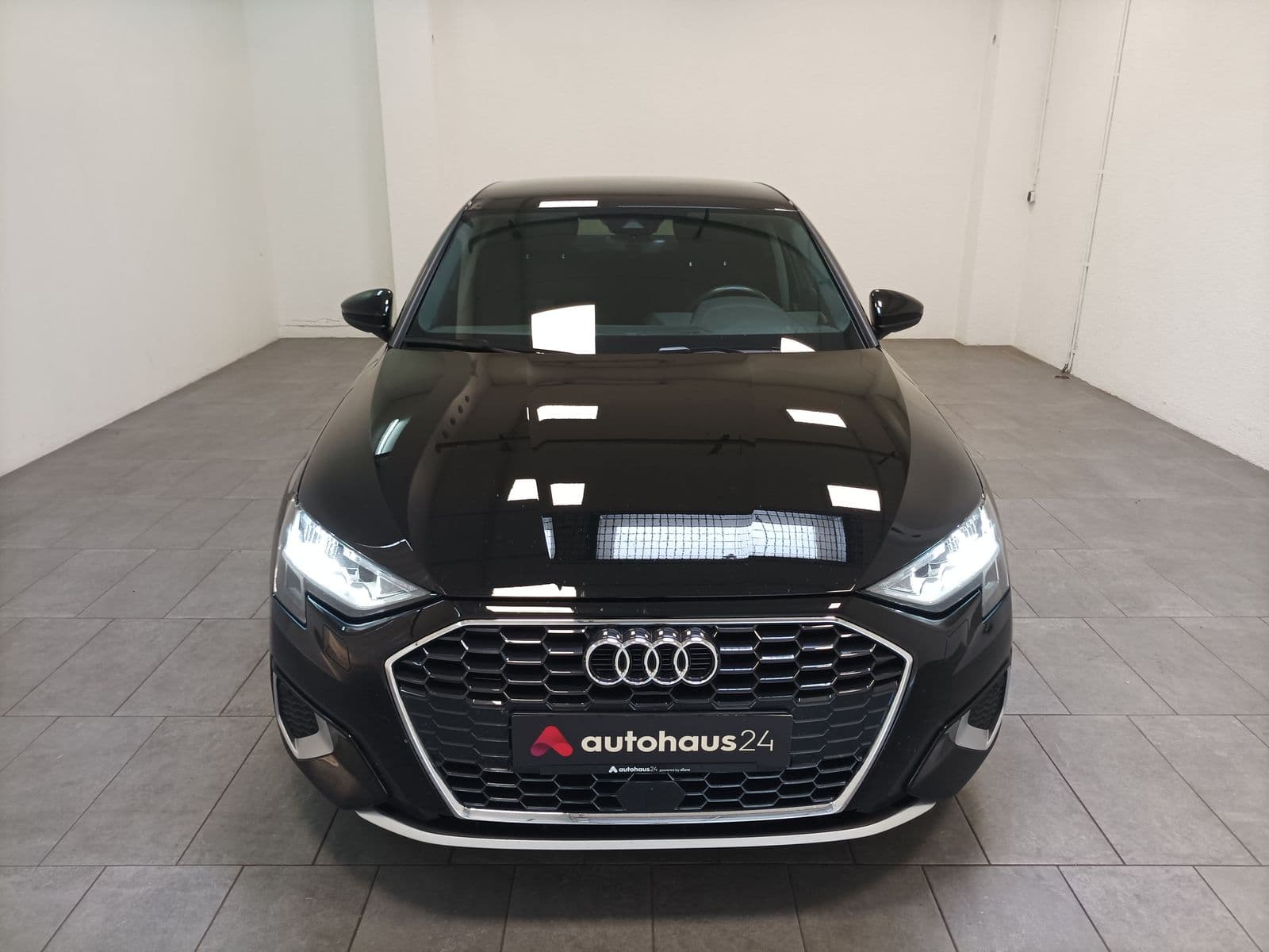 Audi A3 Limousine A3 35 1.5 TFSI Limousine advanced MHEV (EURO 6d) #2