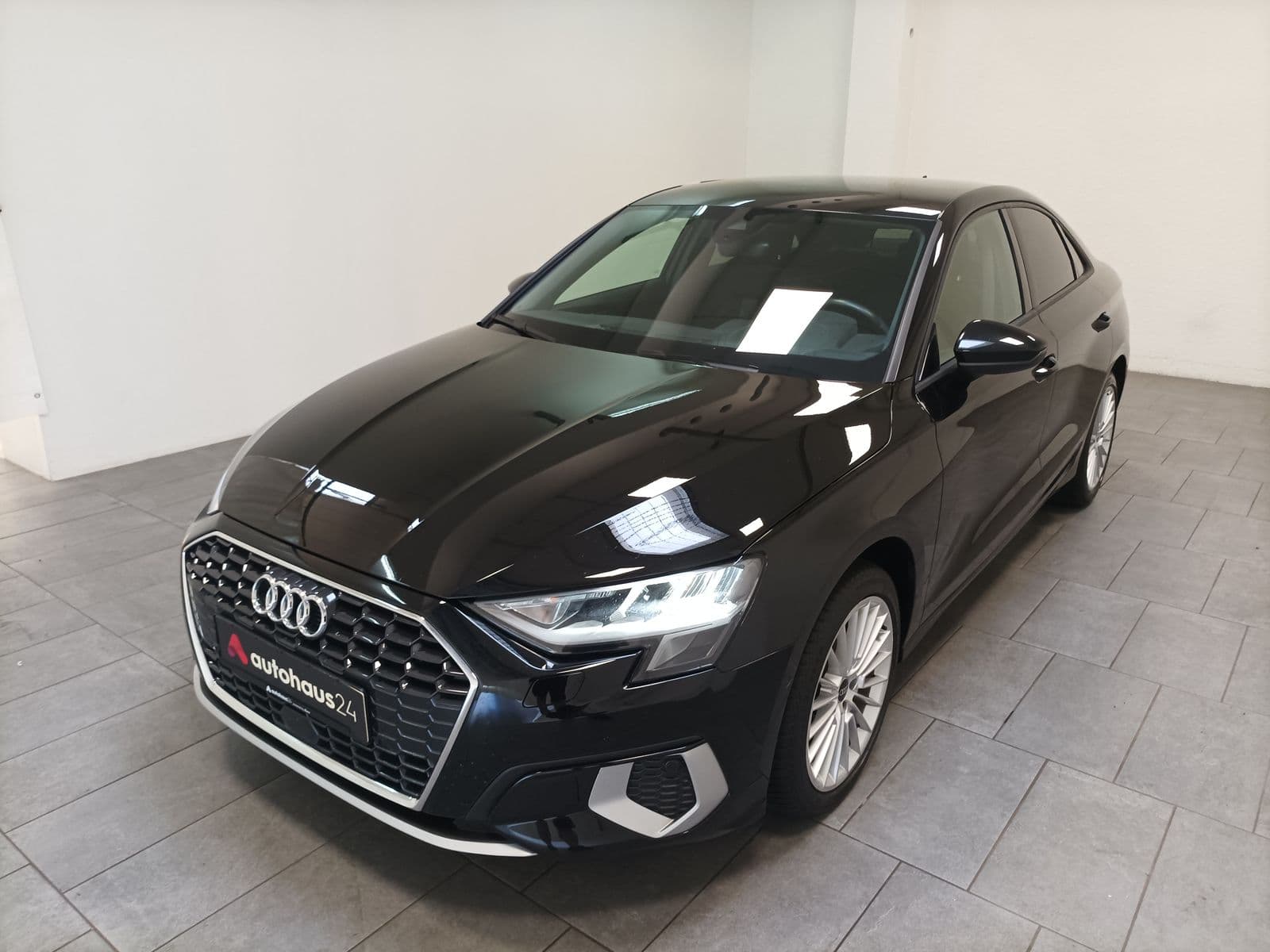 Audi A3 Limousine A3 35 1.5 TFSI Limousine advanced MHEV (EURO 6d) #3