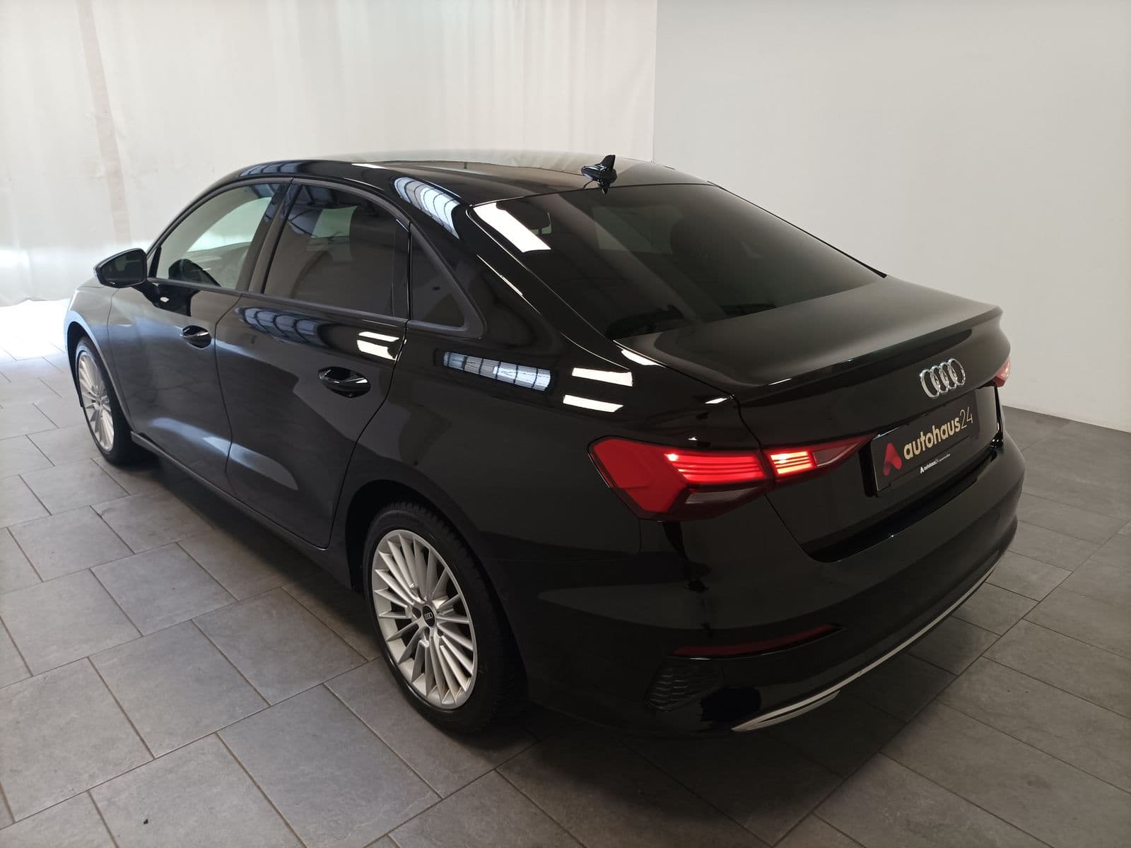 Audi A3 Limousine A3 35 1.5 TFSI Limousine advanced MHEV (EURO 6d) #4