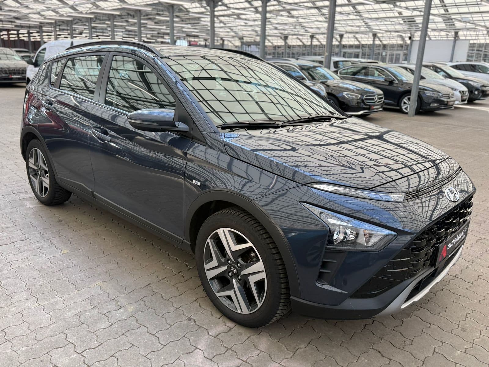 Hyundai Bayon SUV / Crossover / Geländewagen HYUNDAI Bayon 1.0 T-GDI 48V-Hybrid 74kW Trend DCT Sports Utility Vehicle #1