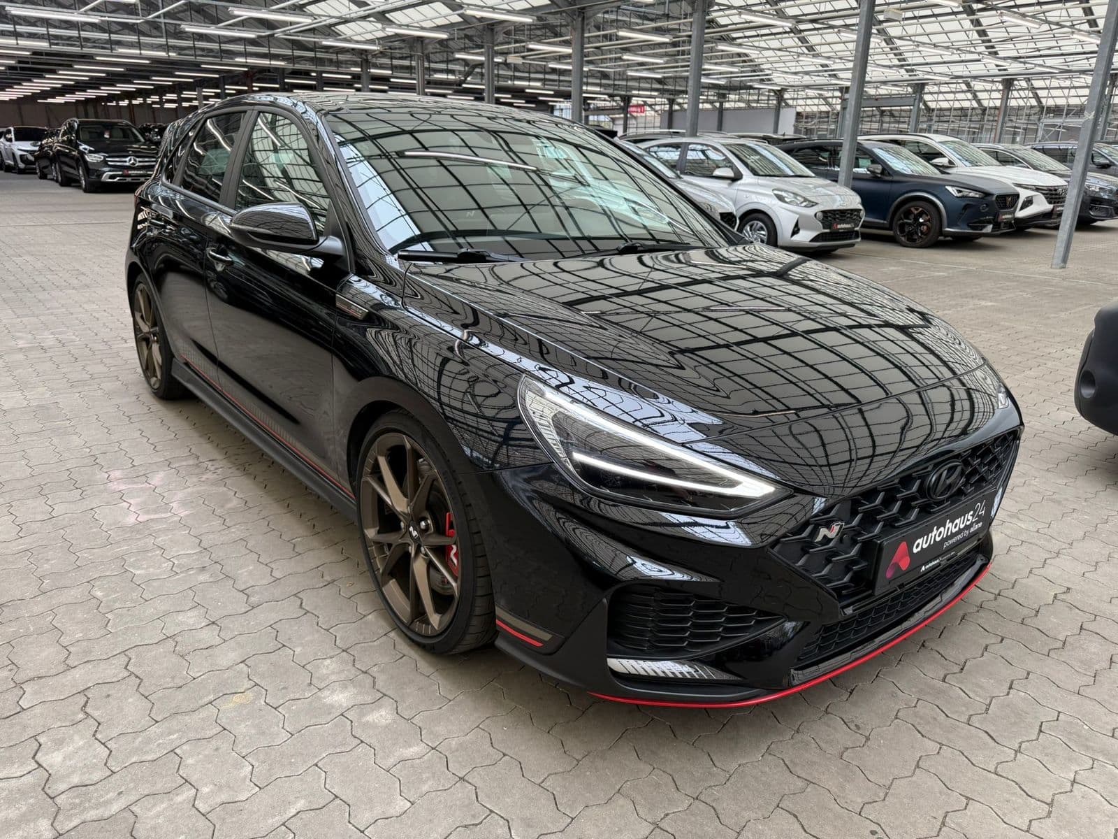 Hyundai i30 Limousine HYUNDAI i30 2.0 T-GDI Drive-N Limited Edition DCT Schräghecklimousine #1