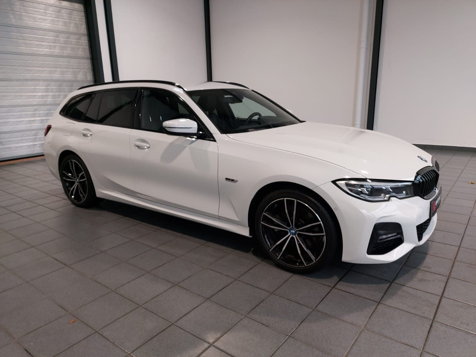 BMW 3er-Reihe Kombi BMW 3er-Reihe 320e Touring Auto Kombi #1