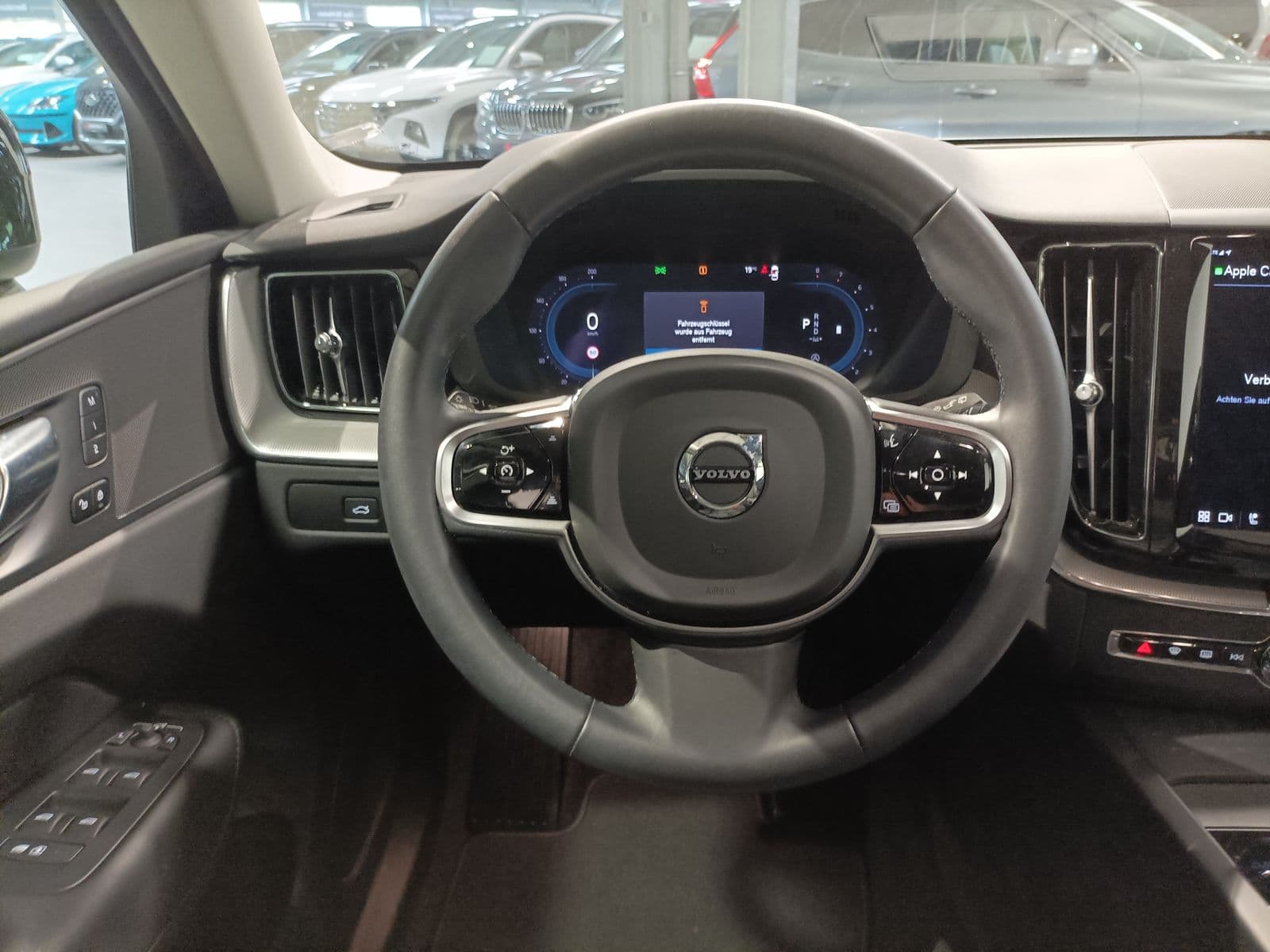 Volvo XC60 Geländewagen/SUV XC 60 B5  AWD Plus Dark #10
