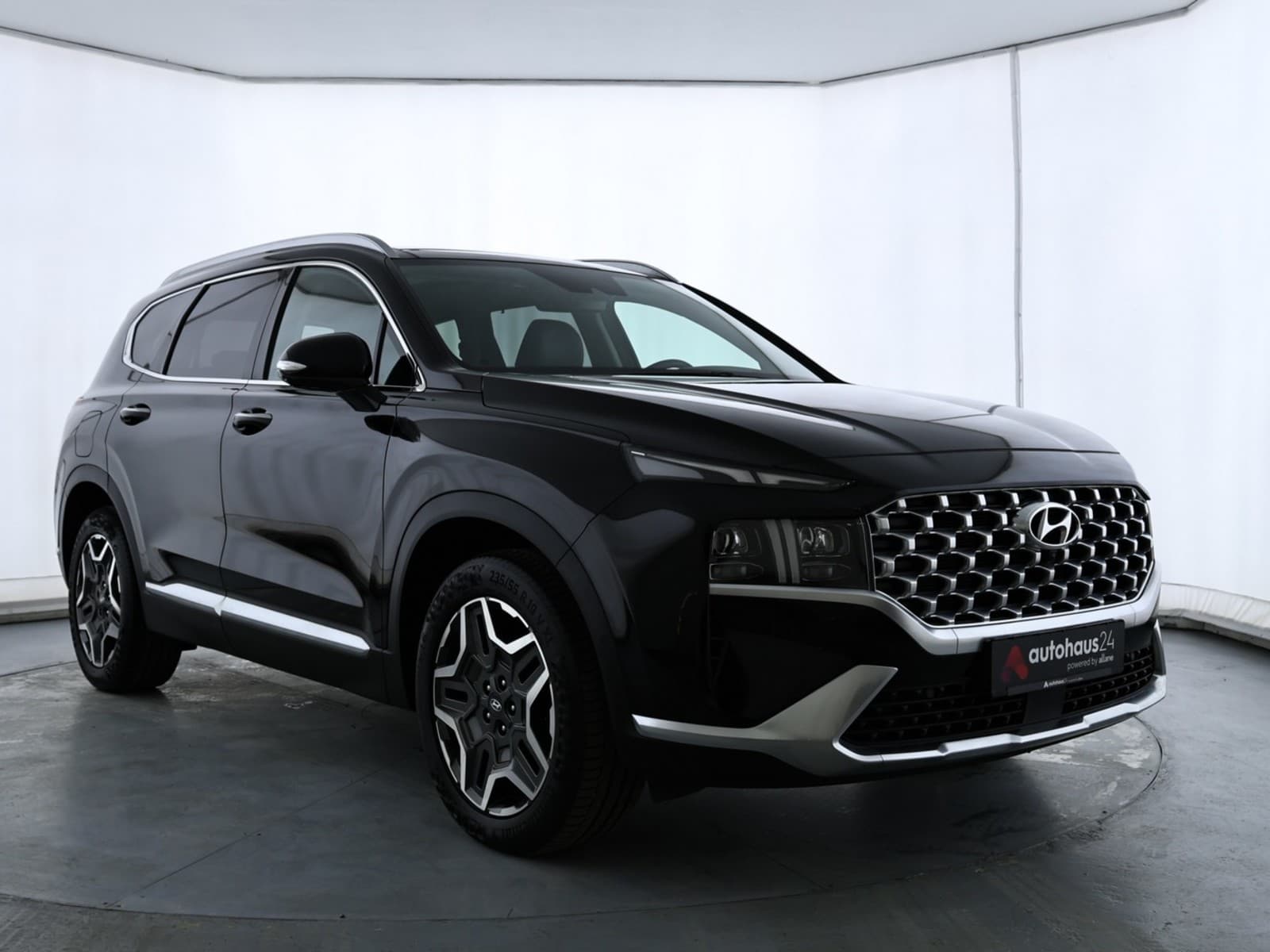 Hyundai Santa Fe SUV / Crossover / Geländewagen HYUNDAI Santa Fe 1.6 T-GDI Plug-in Hybrid 4WD Auto Sports Utility Vehicle #1