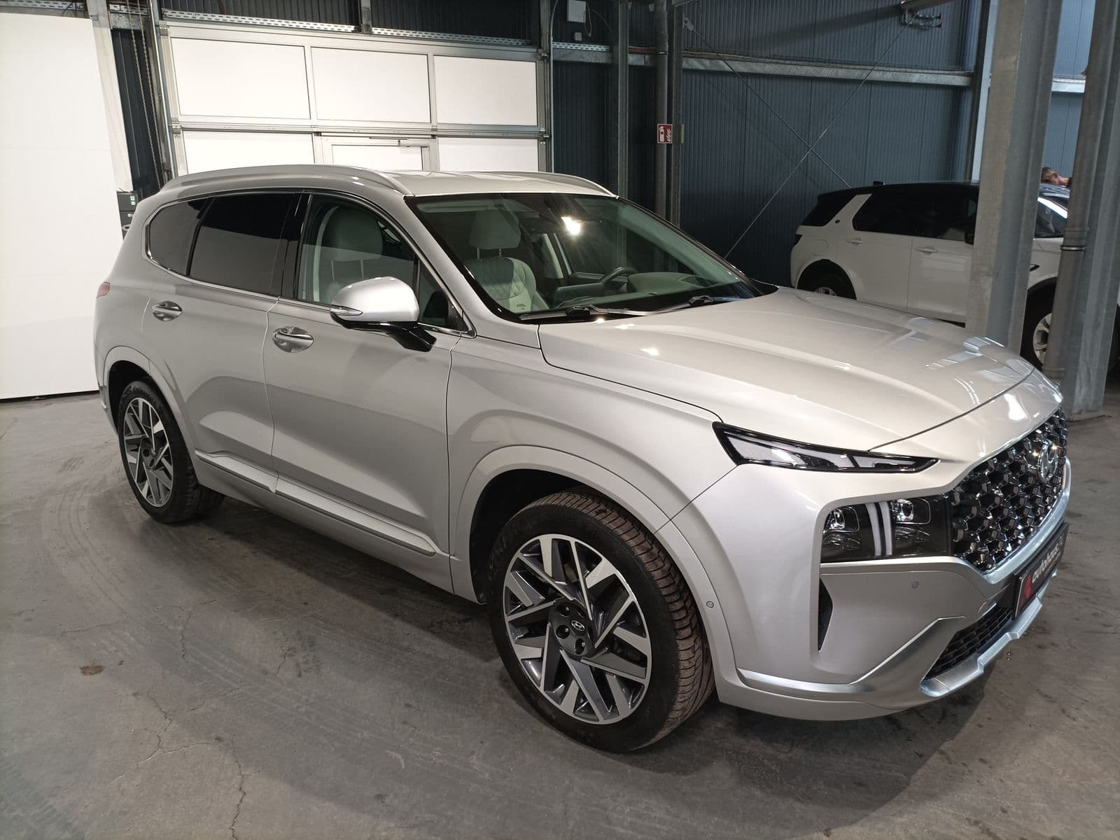 Hyundai Santa Fe SUV / Crossover / Geländewagen HYUNDAI Santa Fe 2.2 CRDi Signature 2WD DCT Sports Utility Vehicle