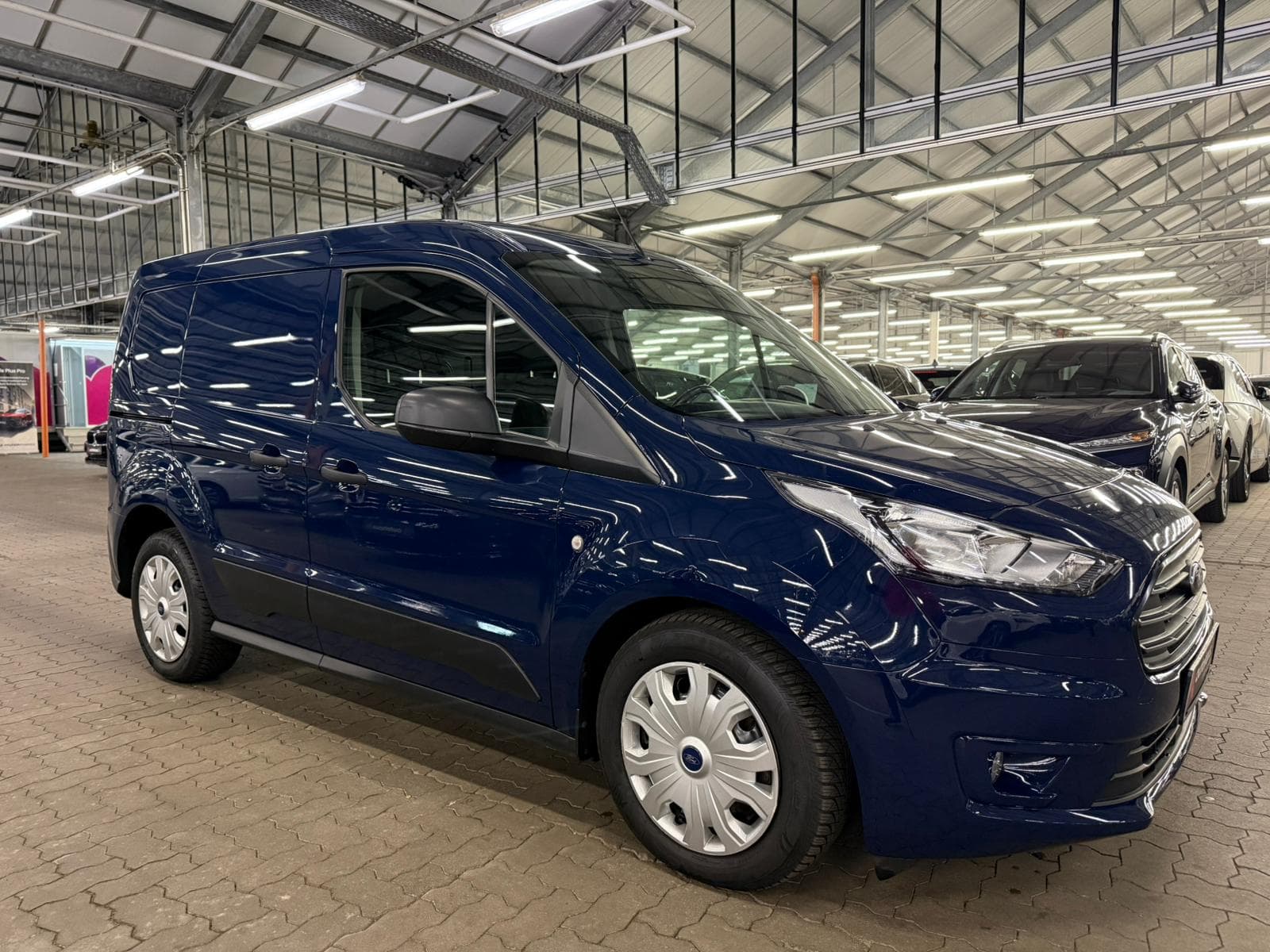 Ford Transit Transporter FORD Transit Connect T220 L1 1,5 EcoBlue 74kW Auto Trend Kasten-Lieferwagen #1