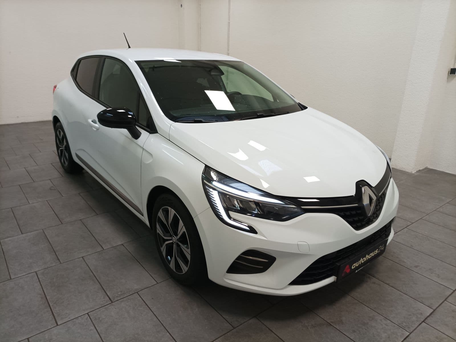 Renault Clio Limousine RENAULT Clio TCe 90 X-tronic Evolution Schräghecklimousine #1