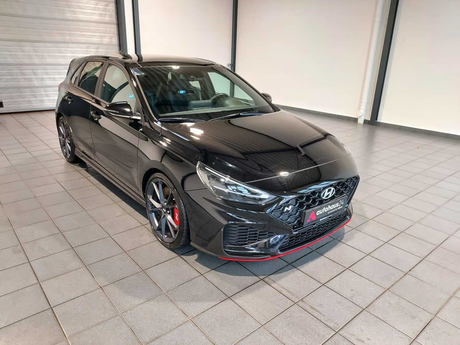 Hyundai i30 Limousine HYUNDAI i30 2.0 T-GDI N Performance DCT Schräghecklimousine #1