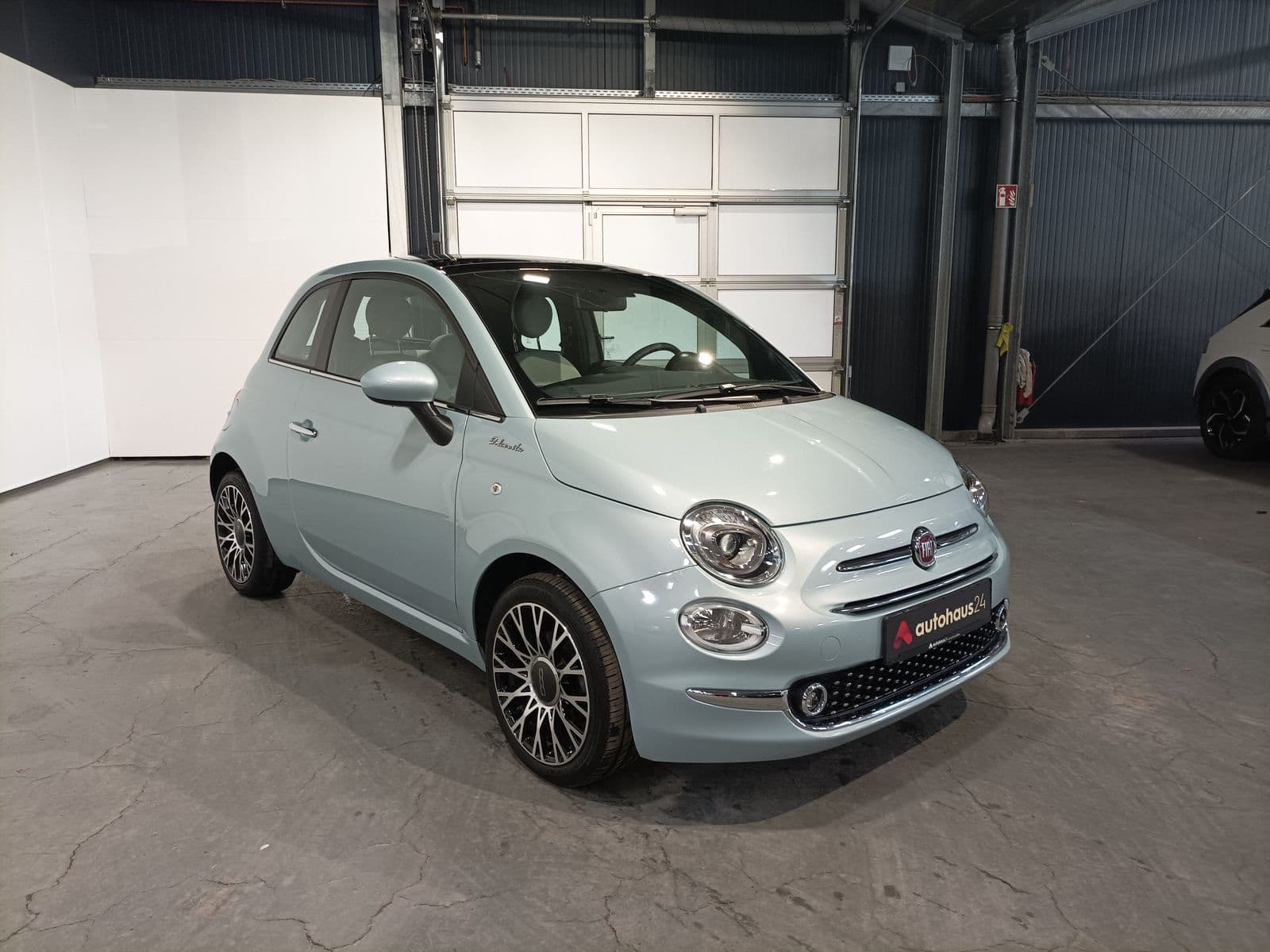 Fiat 500 Schräghecklimousine FIAT 500 1.0 GSE N3 Hybrid DOLCEVITA Schräghecklimousine #1