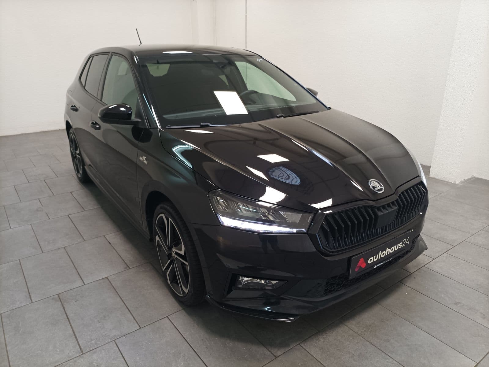 ŠKODA Fabia Limousine SKODA Fabia 1.0l TSI 81kW MONTE CARLO Schräghecklimousine #1