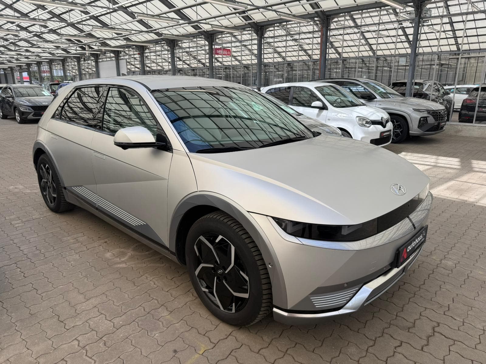 Hyundai IONIQ 5 Limousine HYUNDAI IONIQ 5 72,6 kWh 225 kW Allradantrieb Sports Utility Vehicle #1