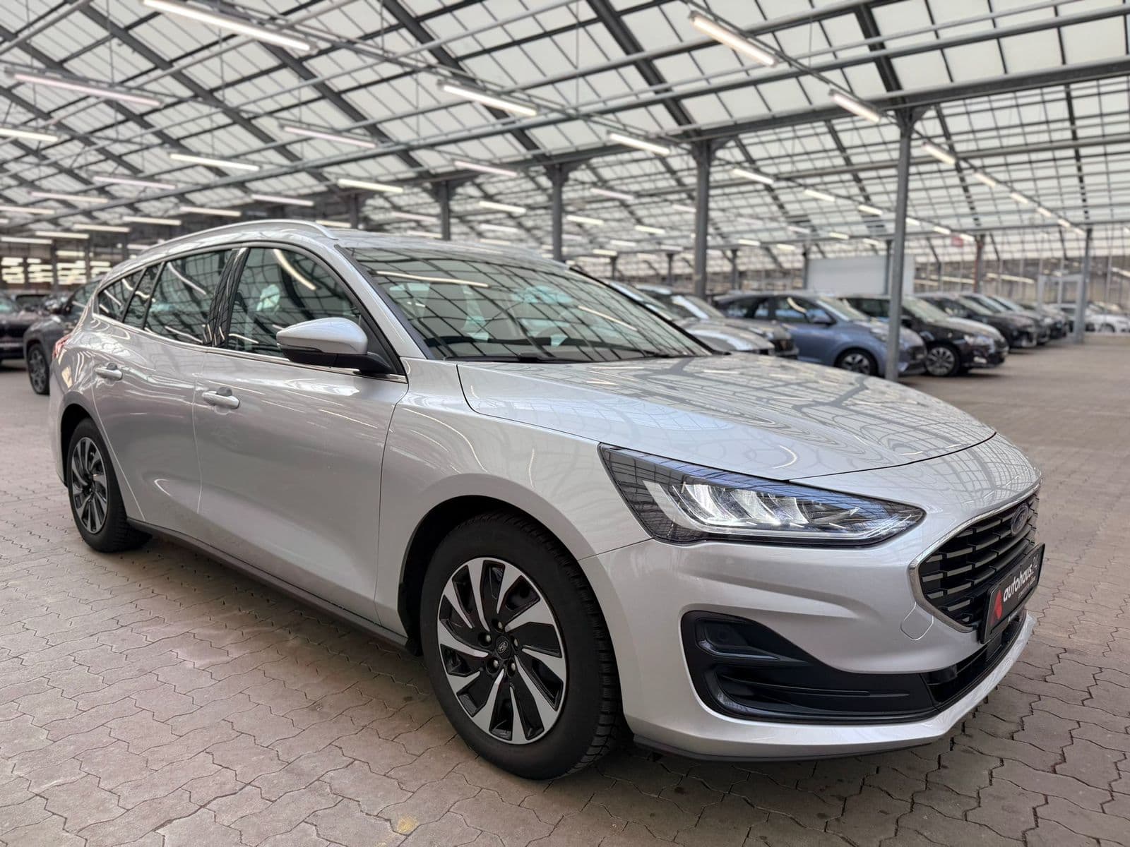 Ford Focus Kombi FORD Focus 1,5 EcoBlue Titanium Turnier Auto Kombi #1