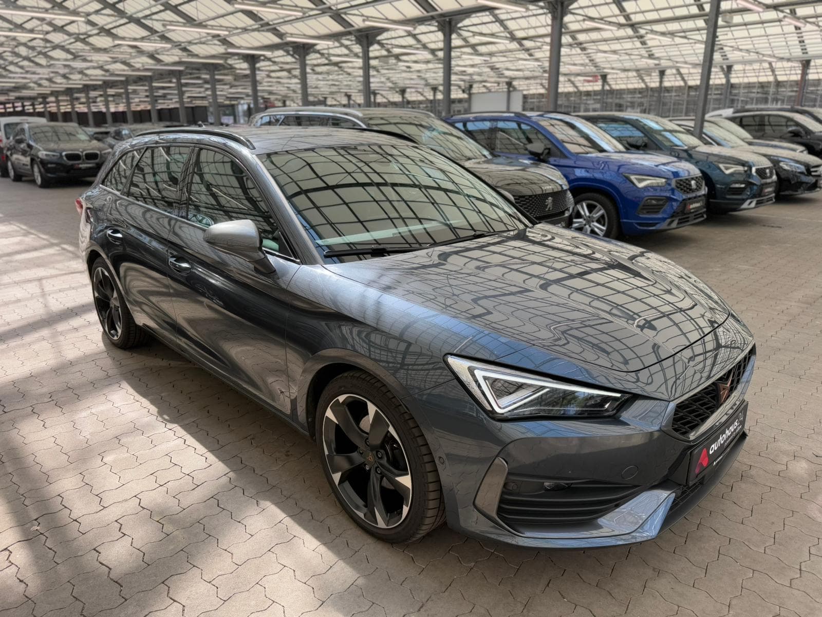 CUPRA Leon Kombi CUPRA Leon 1.5 eTSI 110kW DSG Sportstourer Kombi #1